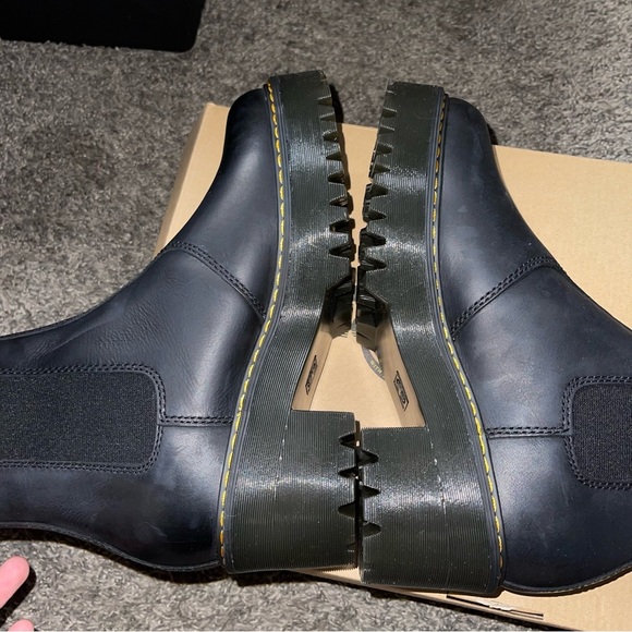 Dr. Martens Rometty BLACK BURNISHED
WYOMING BOOT / 23917001 - Picture 7 of 8